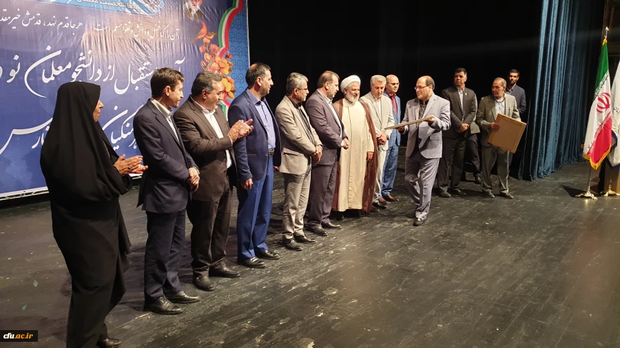 آیین استقبال از دانشجومعلمان جدید الورود دانشگاه فرهنگیان  فارس برگزار گردید 11