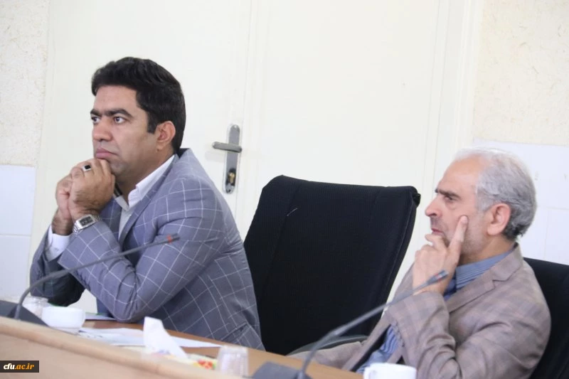 نشست مدیران دانشگاه فرهنگیان یزد با مشاوران پردیس های استان
 3