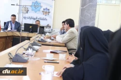 نشست مدیران دانشگاه فرهنگیان یزد با مشاوران پردیس های استان
 5