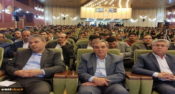 معلم رکن اصلی نظام تعلیم و تربیت در سند تحول بنیادین آموزش و پرورش است 7