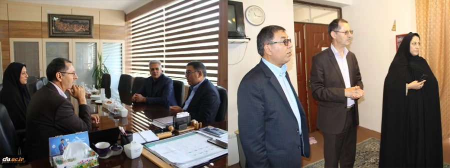 
همه باید تلاش کنیم تا بهترین شرایط برای گذران مطلوب ونتیجه بخش بهترین فصل عمر دانشجو معلمان در دانشگاه فرهنگیان فراهم باشد.
 2