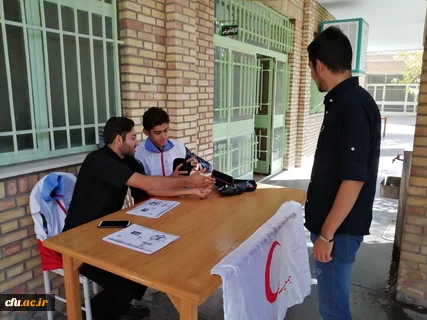 باهمکاری کارشناسی فرهنگی واجتماعی وکانون هلال احمر پردیس شهیدرجایی قزوین دانشجومعلمان ورودی 98 این پردیس مورد سنجش فشار خون قرار گرفتند.
 2