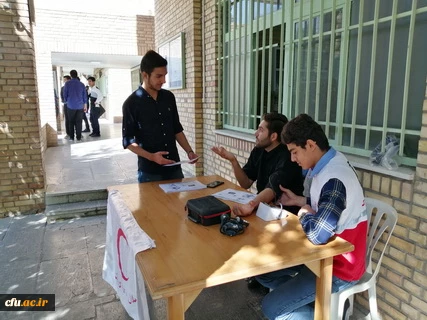 باهمکاری کارشناسی فرهنگی واجتماعی وکانون هلال احمر پردیس شهیدرجایی قزوین دانشجومعلمان ورودی 98 این پردیس مورد سنجش فشار خون قرار گرفتند.
 2