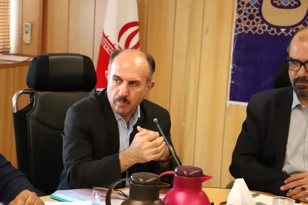 اولین جلسه دوره بالندگی مجازی پیرامون نظام نامه فرهنگی و تربیتی 9