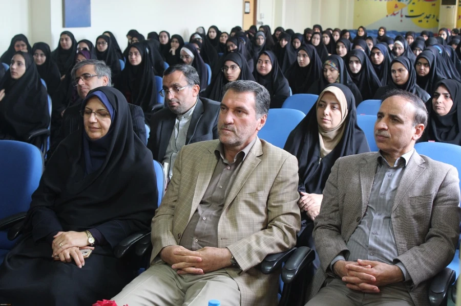 با حضور نماینده مجلس خبرگان رهبری و نماینده مجلس شورای اسلامی در مرکز حضرت فاطمه (س)قائمشهر 2