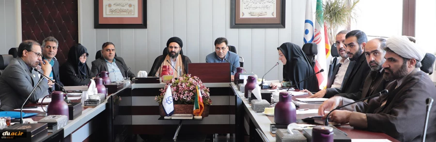 در سومین جلسه ستاد اربعین دانشگاه فرهنگیان تاکید شد:
 2