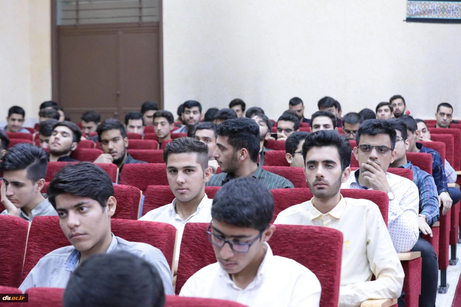 آیین استقبال از دانشجومعلمان جدید پسر واحدهای دانشگاه فرهنگیان استان تهران روز دوشنبه ۱۴ مهر ۱۳۹۸ در پردیس شهید چمران تهران برگزار شد
 3