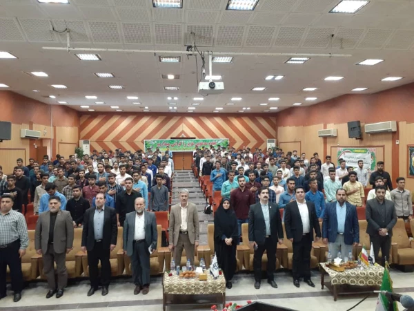 مراسم آیین استقبال از دانشجویان جدید الورود مرکز آموزش عالی امام رضا (ع) اندیمشک