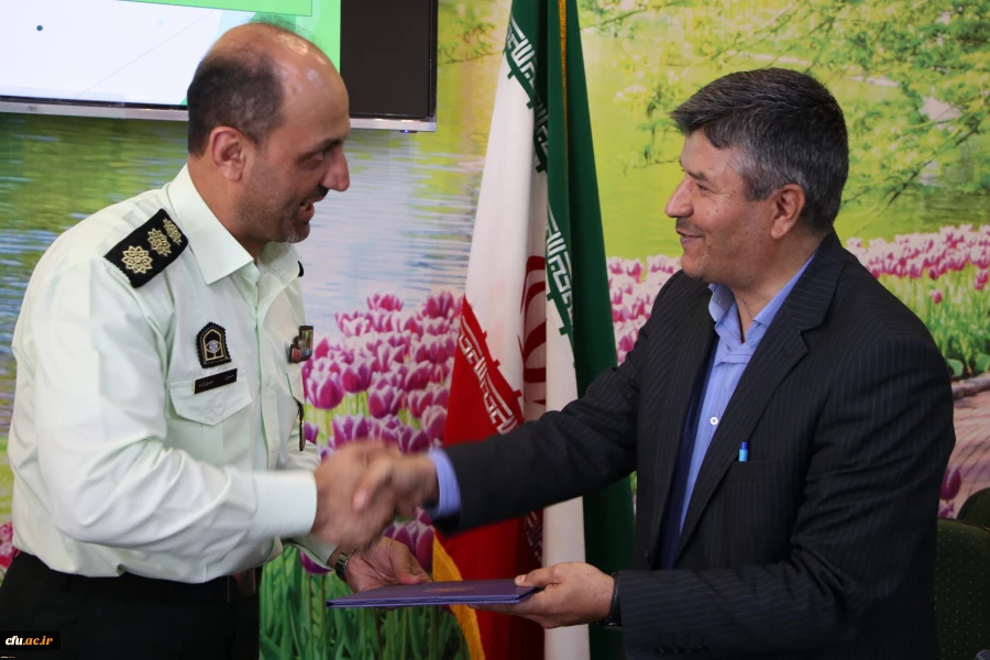 انعقاد تفاهم همکاری بین دانشگاه فرهنگیان استان اصفهان و نیروی انتظامی استان