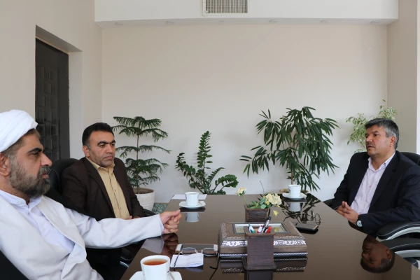 نشست مشترک مدیر حوزه های علمیه خواهران استان اصفهان با ریاست دانشگاه فرهنگیان
