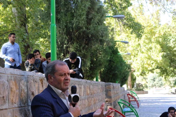 گردهمایی دانشجویان جدید الورود دانشگاه فرهنگیان خراسان شمالی در اردوگاه تفریحی بش قارداش

دکتر صفرزاده به دانشجوبان جدید تاکید نمود: برای معلمی ورزیدن در افق پیش رو بایستی مجهز به علم و دانایی و اخلاق کریمه و به تقویت فضایل اخلاقی خویش بپردازید. 2