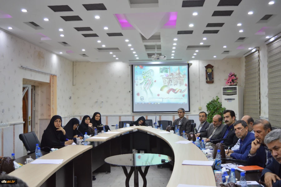 برگزاری جلسه شورای مدیریت ، ارزیابی و کیفیت و منابع انسانی باحضور ریاست دانشگاه فرهنگیان در مدیریت امور پردیس های استان خوزستان