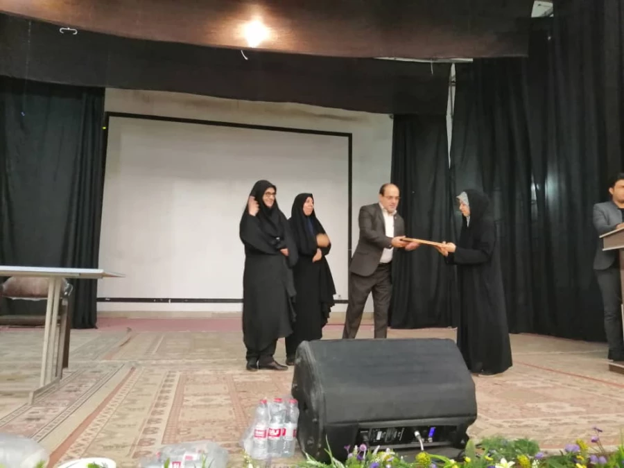 بازدید مدیر امور پردیس های دانشگاه فرهنگیان استان  فارس از مرکز آموزش عالی زینب کبری (س) کازرون 2