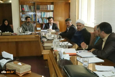 نشست مشترک مدیریت و مسئولین دانشگاه فرهنگیان استان اصفهان با مدیرکل و مسئولین آموزش و پرورش استان