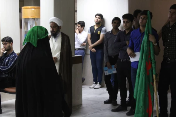 نمایش آئینی علمدار در پردیس های دانشگاه فرهنگیان استان بوشهر برگزار شد 9