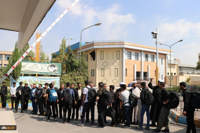 استقبال از دانشجومعلمان زائر پیاده روی اربعین حسینی در دانشگاه فرهنگیان کرمان 2