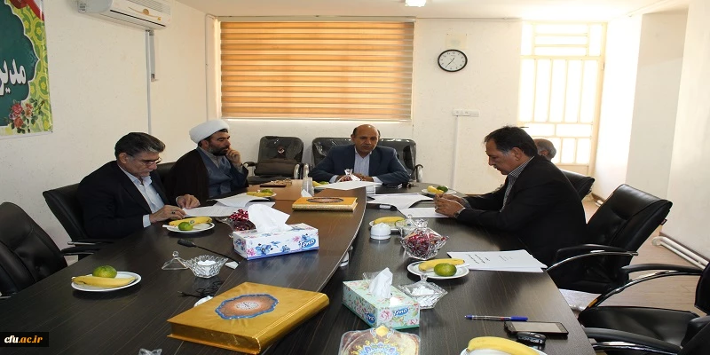 سومین جلسه بنیاد خیرین حامی دانشگاه فرهنگیان استان لرستان با حضور رئیس مجمع خیرین استان و مدیر عامل بنیاد خیرین به منظور برنامه ریزی و انتخاب اعضای هیات مدیره تشکیل شد. 2