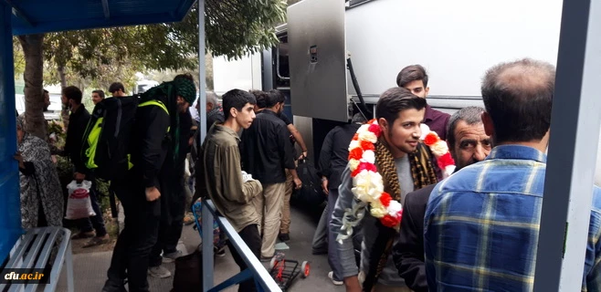 59نفر ازدانشجومعلمان و5 نفر ازهمکاران دانشگاه فرهنگیان استان قزوین درمراسم پیاده روی اربعین درمسیر نجف اشرف به کربلاحضور یافتند. 5