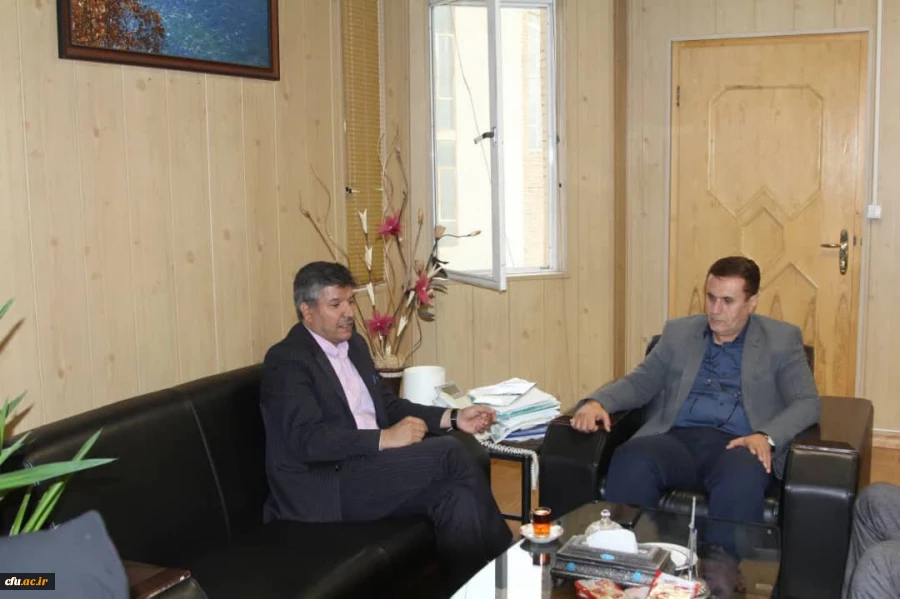 نشست مسئولین دانشگاه فرهنگیان استان اصفهان و مدیرکل ورزش و جوانان استان