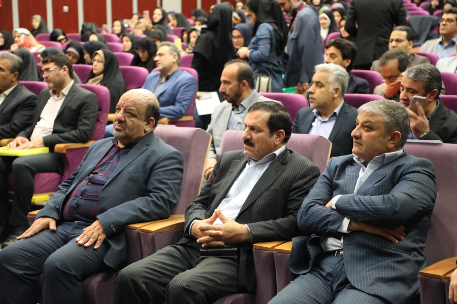 فرزندانمان را باید متناسب و برای دوران خود تربیت و آماده کنیم 9