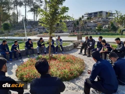 کارگاه آموزشی دانشجو معلمان تربیت بدنی پردیس شهید باهنر اصفهان در ساحل زاینده رود