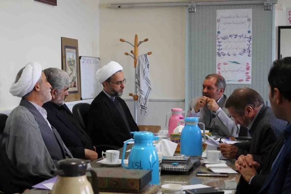 نشست بنیاد خیرین خراسان شمالی در دانشگاه فرهنگیان استان

دکتر صفرزاده در نشست خیرین استان گفت:خدمت به تربیت و پرورش معلم یک تکلیف است. 2