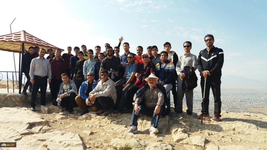 کوهپیمایی دانشجو معلمان و کارکنان دانشگاه فرهنگیان خراسان شمالی به مناسبت هفته تربیت بدنی 2