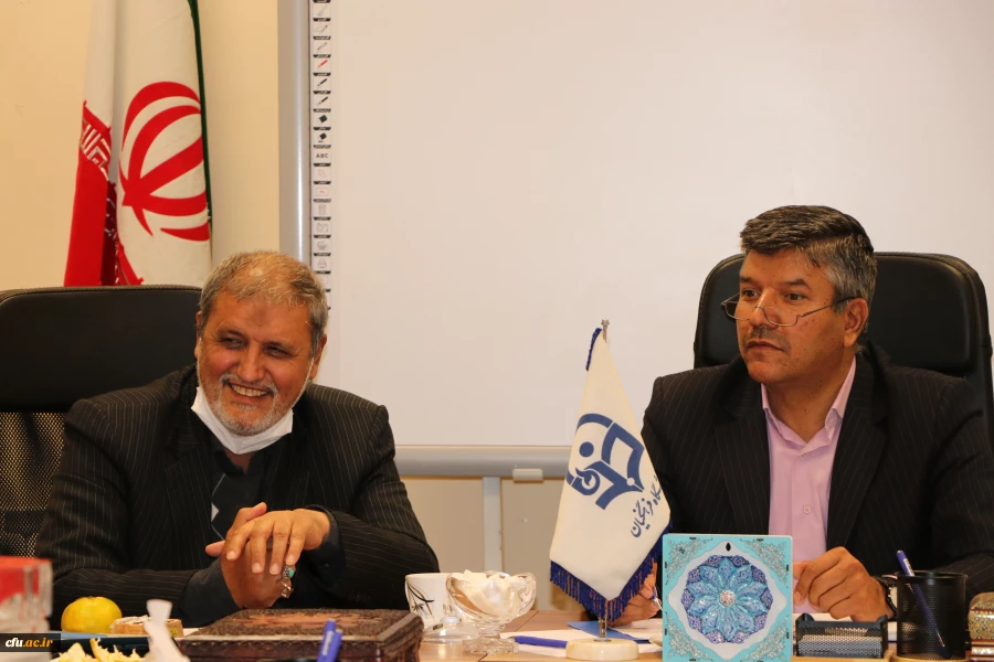 رهبر معظم انقلاب اسلامی در سال 64 فرمودند؛ تربیت معلم سوزن بان انقلاب است