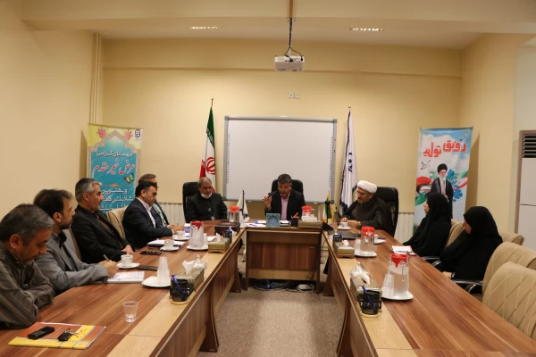 رهبر معظم انقلاب اسلامی در سال 64 فرمودند؛ تربیت معلم سوزن بان انقلاب است