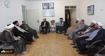 در دیدار مسئول دفتر نهاد رهبری دانشگاه های استان همدان با دکتر نجفی عنوان شد

به دنبال توسعه ی زیرساخت ها و افزایش جذب دانشجو در پردیس های استان همدان هستیم