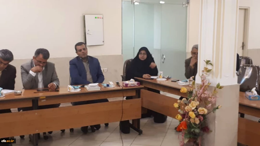 نشست سرپرست مدیریت  امور پردیس های دانشگاه فرهنگیان استان قزوین با اعضای گروه های آموزشی
دکتر مشهدی مدیر امور پردیس های استان قزوین طی سه نشست متوالی تخصصی با مدیران گروه واعضای گروه های آموزشی پردیس ها دیدار وگفت وگوکرد 2