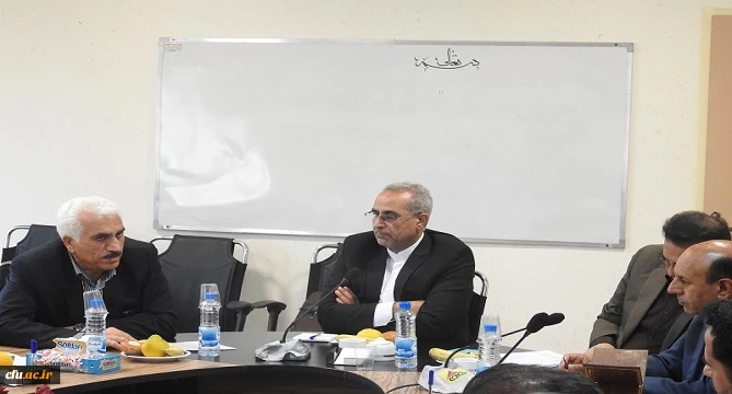 جلسه کمیسیون دانشجویی شورای تأمین استان لرستان در پردیس خواهران آیت اله کمالوند دانشگاه فرهنگیان لرستان برگزار شد. 4