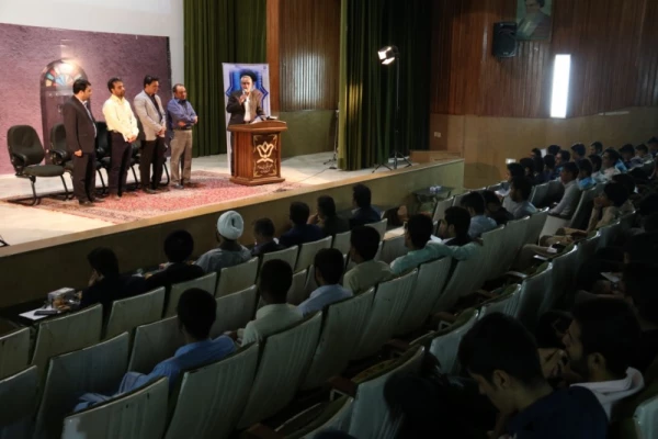 برگزاری اردوی توجیهی تفریحی نو دانشجومعلمان ‍‍دانشگاه فرهنگیان یزد 5