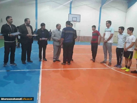 برگزاری مسابقات فوتسال دانشجومعلمان پردیس امام محمد باقر(ع) به مناسبت هفته تربیت بدنی 2