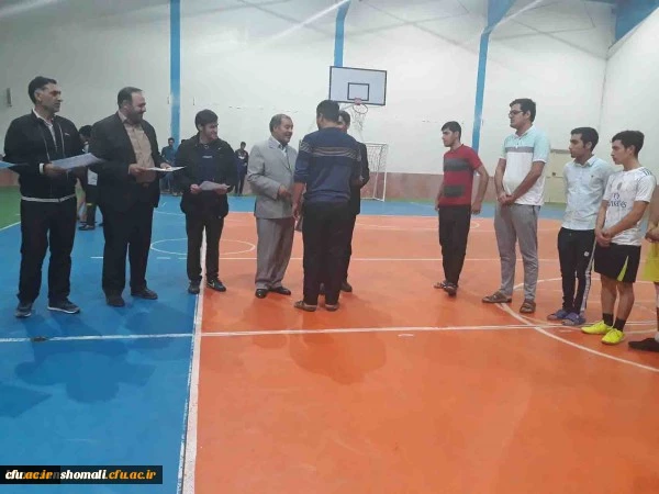 برگزاری مسابقات فوتسال دانشجومعلمان پردیس امام محمد باقر(ع) به مناسبت هفته تربیت بدنی 2