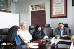 
مسئولان باید با تمهید امکانات و وسایل ورزشی در سراها و فضاهای دانشجویی ورزش را نهادینه کنند.
 2