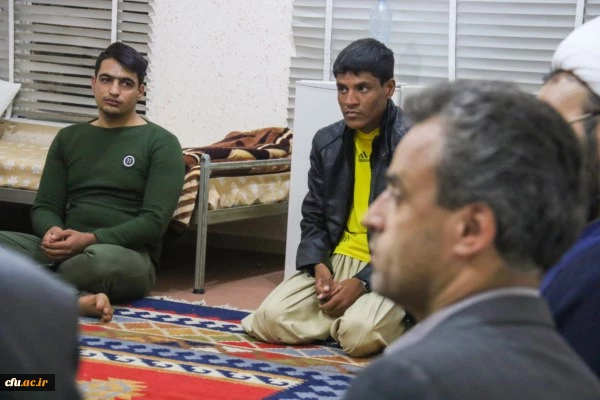 در راستای برنامه ریزی به منظور بازدید های منظم از سراهای دانشجویی پردیس شهیدان پاک نژاد یزد انجام شد: 10