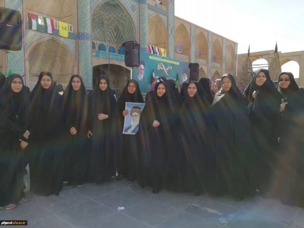 در مراسم روز ملی مبارزه با استکبار جهانی، تسخیر لانه جاسوسی و روز دانش آموز 10