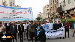 حضور پرشور سرپرست مدیریت امور پردیس های استان ، اساتید ، کارکنان و دانشجو معلمان پردیس ها و مراکز دانشگاه فرهنگیان استان خوزستان در راهپیمایی 13 آبان 98