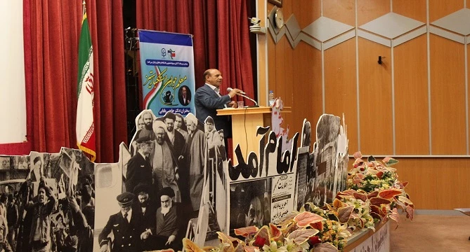 همایش معلم جوان استکبار ستیز در دانشگاه فرهنگیان لرستان برگزار شد. 3