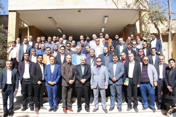 دولت باید الزامات حقوقی روابط عمومی را تبیین کند