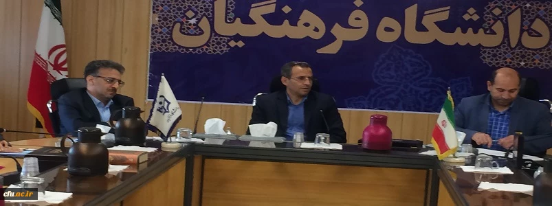 اولین نشست انجمن کتابخوانی معاونت پژوهش و فناوری برگزار گردید. 5