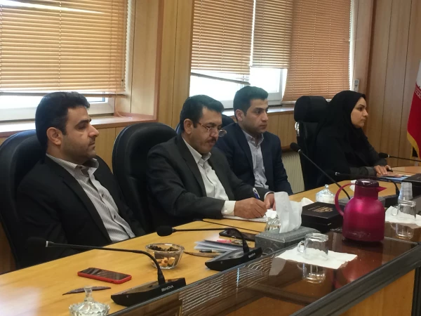 اولین نشست انجمن کتابخوانی معاونت پژوهش و فناوری برگزار گردید. 6