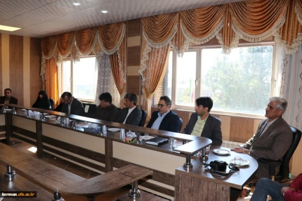 مراسم تکریم و معارفه مسئولین جدید و قدیم بسیج اساتید در دانشگاه فرهنگیان کرمان 5