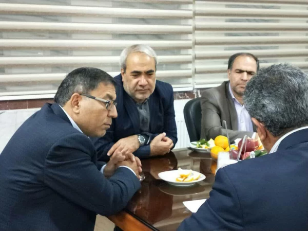 بازدید معاونت دانشجویی دانشگاه فرهنگیان به نمایندگی از دکتر خنیفر برای بررسی ابعاد زلزله آذربایجان شرقی از دانشگاه فرهنگیان این استان  2