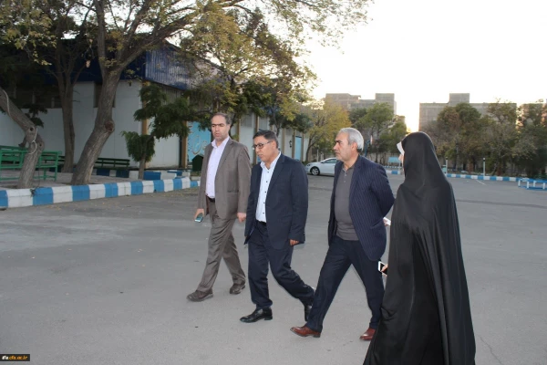 دانشجو معلمان فرزندان دانشگاه فرهنگیان هستند. 2