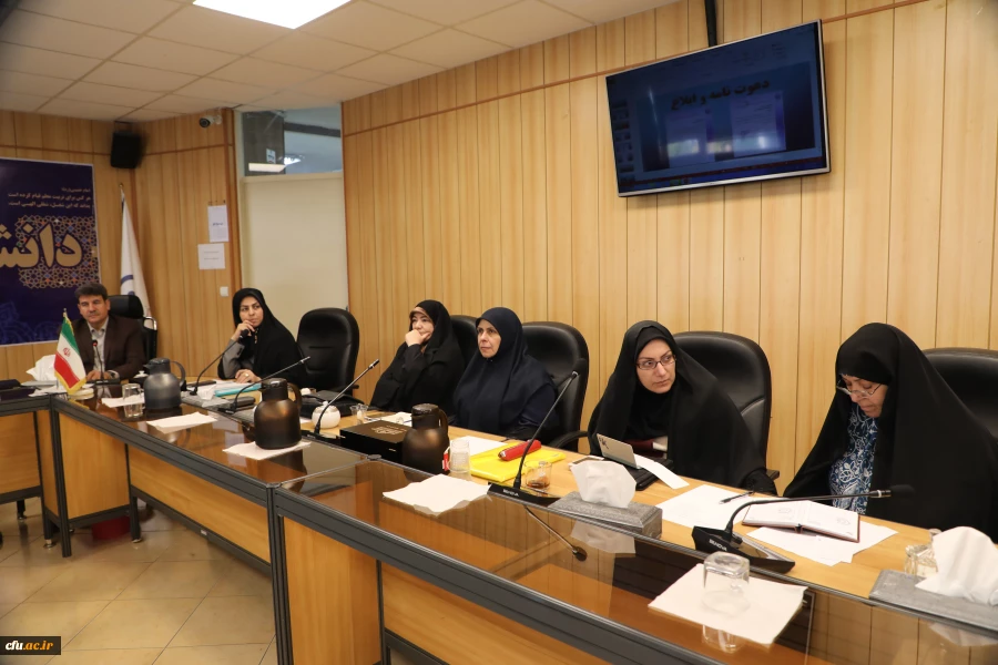 
محل برگزاری همایش هفته پژوهش مشخص شد
 5