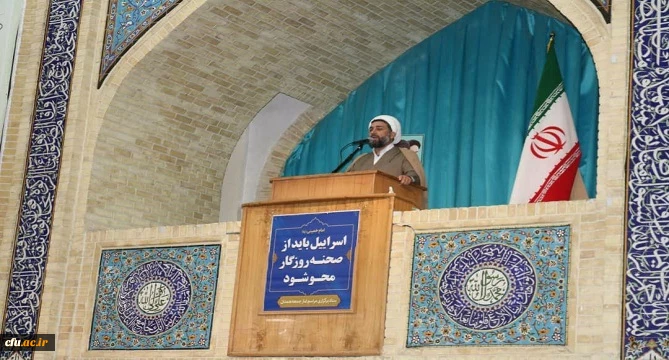 پیروی از نائب امام زمان(عج) وظیفه منتظران است
 2