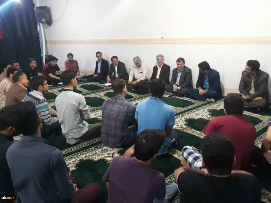 حضور سرپرست مدیریت امور پردیس های استان خوزستان در جمع اساتید و دانشجو معلمان پردیس حضرت رسول اکرم (ص) اهواز