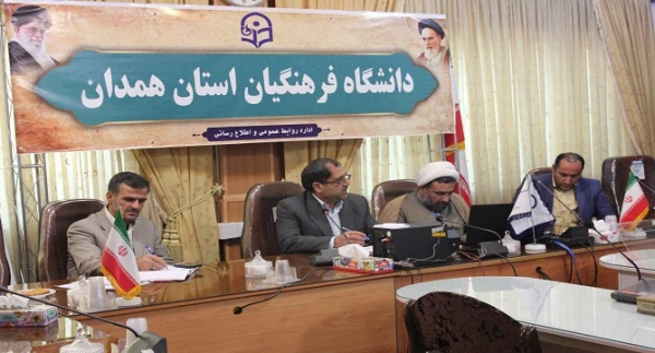 جلسه ی کارگروه اجرایی برگزاری برنامه های هفته ی قرآن و عترت
 3